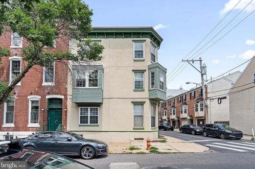 800 Lawrence St, Philadelphia PA  19123-3113 exterior