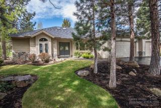 3275 Massey Dr, Bend, OR 97701-5922