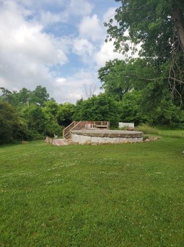 121 Narrows Rd, South Connellsville PA  15425-6145 exterior