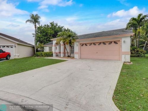 1145 Peninsula Way, West Palm Beach, FL 33413-3009