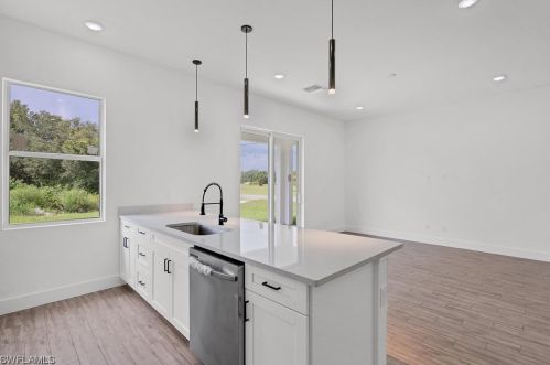 2505 26th St, Lehigh Acres FL  33976-4095 exterior