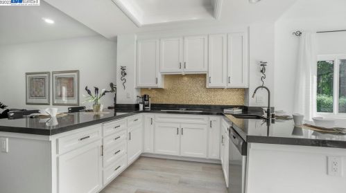 133 Kingswood Cir, Danville CA  94506-6051 exterior