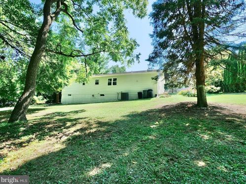 1694 Bethel Rd, Boothwyn PA  19060-2049 exterior