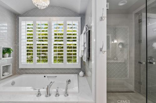 5461 Las Lomas St, Long Beach CA  90815-4138 exterior