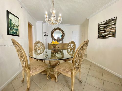 2501 22nd St, Hollywood FL  33019 exterior