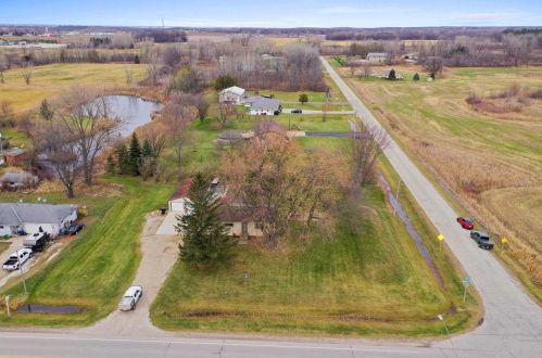 4083 Humboldt Rd, Green Bay, WI 54311-9547