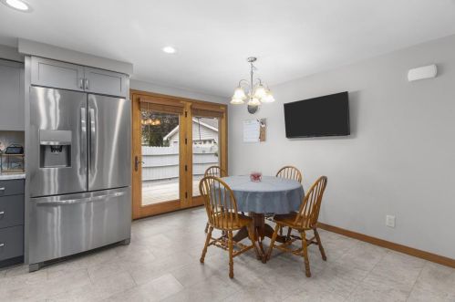 225 Chestnut St, Fond Du Lac WI  54935-3205 exterior