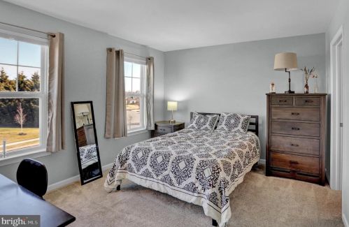 15 Waverly Ln, Carlisle PA  17015-7119 exterior