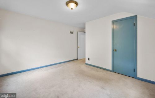 101 Elm Ave, Yardley PA 19067-7419 exterior