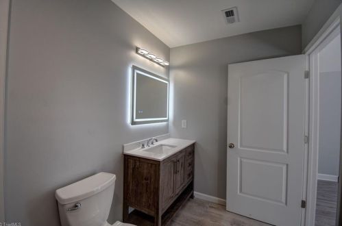 309 Holly Hill Rd, Thomasville NC  27360-5821 exterior