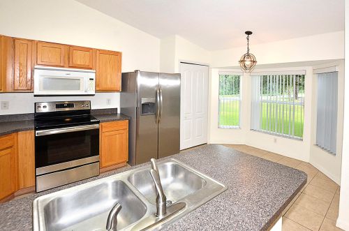 7715 95th Ct, Vero Beach FL  32967-3828 exterior