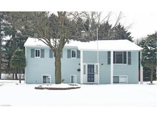 1517 Rowles Dr, Akron, OH 44313-5731