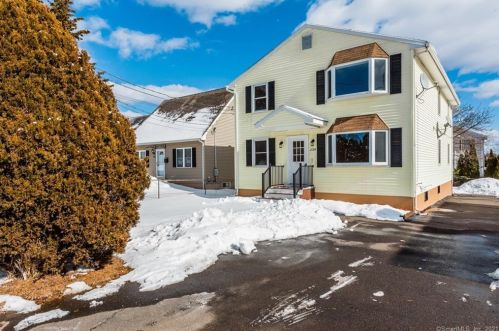 2195 Corbin Ave, New Britain, CT 06053-2262