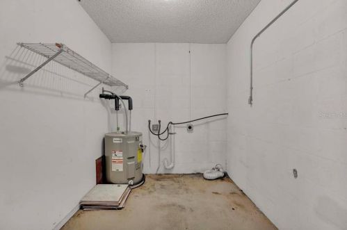 2861 Bowden Rd, Avon Park Lakes FL  33825-8701 exterior