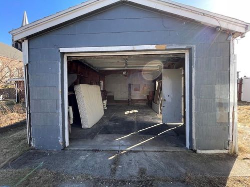 40 Ridge St, Coaldale PA  18218-1217 exterior