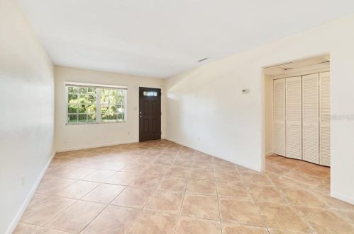 2037 Woodlawn Dr, Orlando, FL 32803-1653