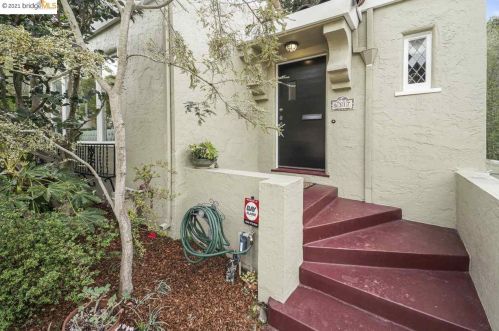 6317 Broadway Ter, Oakland, CA 94618-2114