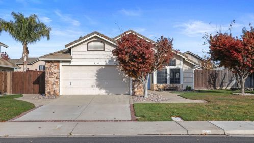 2707 Morrill Rd, Riverbank, CA 95367-2823