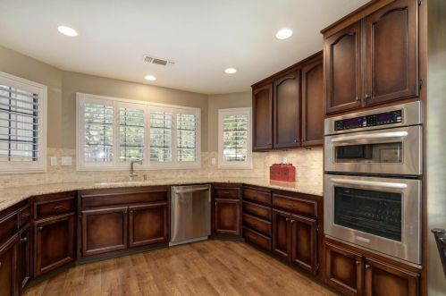 111 Pheasant Ln, Folsom CA exterior