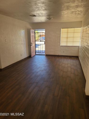 1103 Franklin St, Tucson AZ  85745-2912 exterior