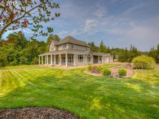295 Sakari Ln, Kelso WA  98626-9392 exterior