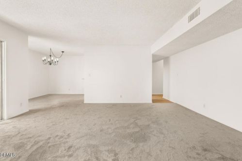 528 Jackson St, Glendale CA  91206-3215 exterior