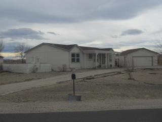9445 Marshall Dr, Fallon, NV 89406-8321