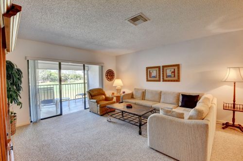 32 Southport Ln, Boynton Beach, FL 33436-6431