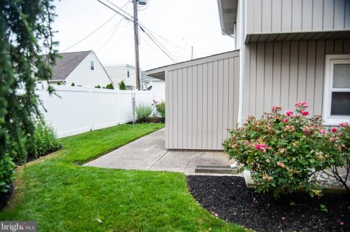 308 Gladstone Ave, Atlantic City NJ  08402-1634 exterior