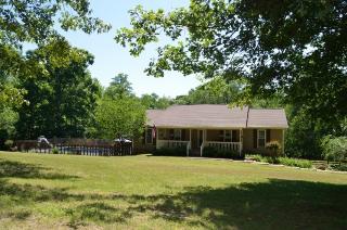 957 Mountain Cir, Mc Donald, TN 37353-4944