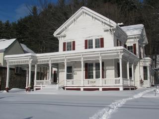3760 Main St, Riverbank, NY 12885-1836