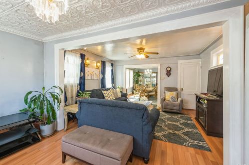90-40 181st St, Jamaica, NY 11423-1728