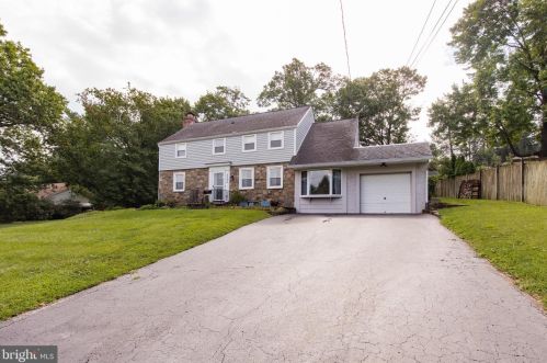 2304 Coles Blvd, Norristown PA  19401-1975 exterior