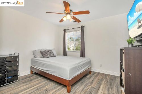 2060 Springbrook Ct, Oakley CA  94561-4113 exterior