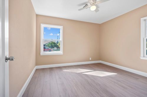 1312 Stockton Ave, Modesto CA  95358-2343 exterior