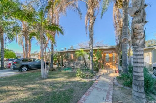 1817 Jacaranda Pl, Fullerton, CA 92833-2628