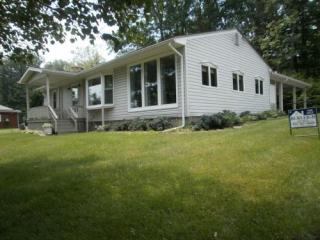 48 Helen St, Curwensville, PA 16833-1414