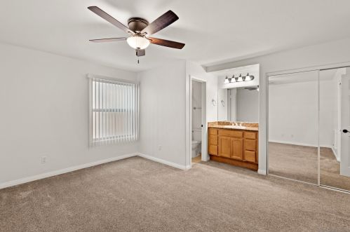 3993 Jewell St, San Diego CA  92109-6030 exterior