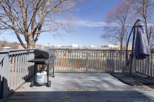 510 Wolcott St, Bristol CT  06010-6429 exterior