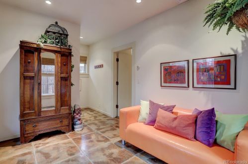 2475 Jackson St, Denver CO 80210-5638 exterior