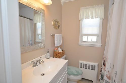 181 French St, Bristol CT  06010-5554 exterior