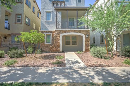 1717 Dogwood Ln, Gilbert AZ  85295-6043 exterior