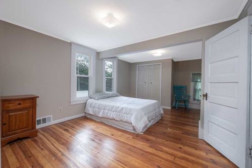 1 Elmwood Ave, Poughkeepsie NY  12603-4101 exterior