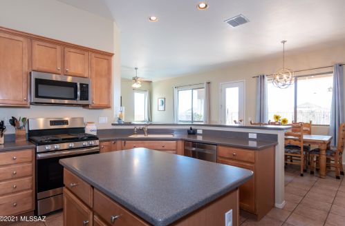 8556 Sand Dune Pl, Tucson, AZ 85743-5259