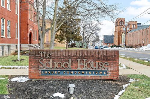 133 Locust St, Navy Sup Dpt PA  17055-6351 exterior