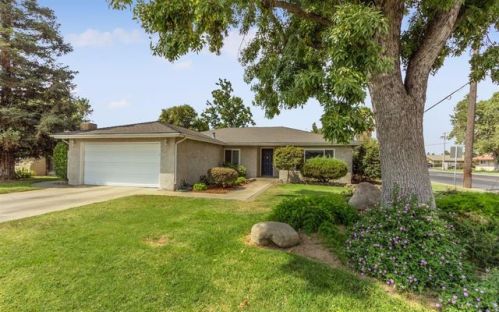 540 Sundance Ln, Madera, CA 93637-2757