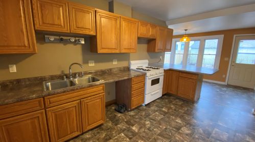 819 Gillette St, La Crosse, WI 54603-2283