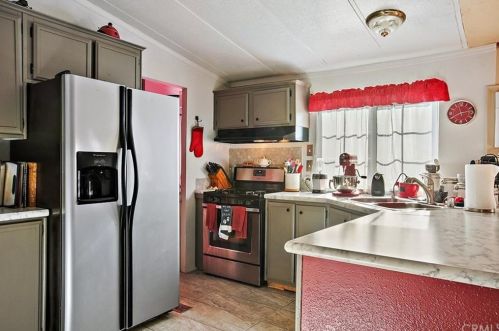 6010 Nacimiento Shores Rd, Lake Nacimiento CA  93426-6941 exterior