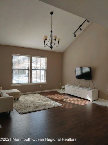 72 Azalea Cir, Jackson Twp, NJ 08527-2556
