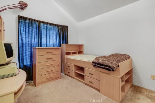 922 Morgan Ct, Redlands CA  92374-1818 exterior